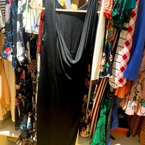 Black jersey fitted dress